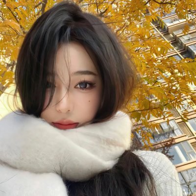 红颜吐珠待君王